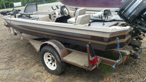 Used Arrow Glass Boats For Sale by owner | 1988 15 foot arrow glass bass boat